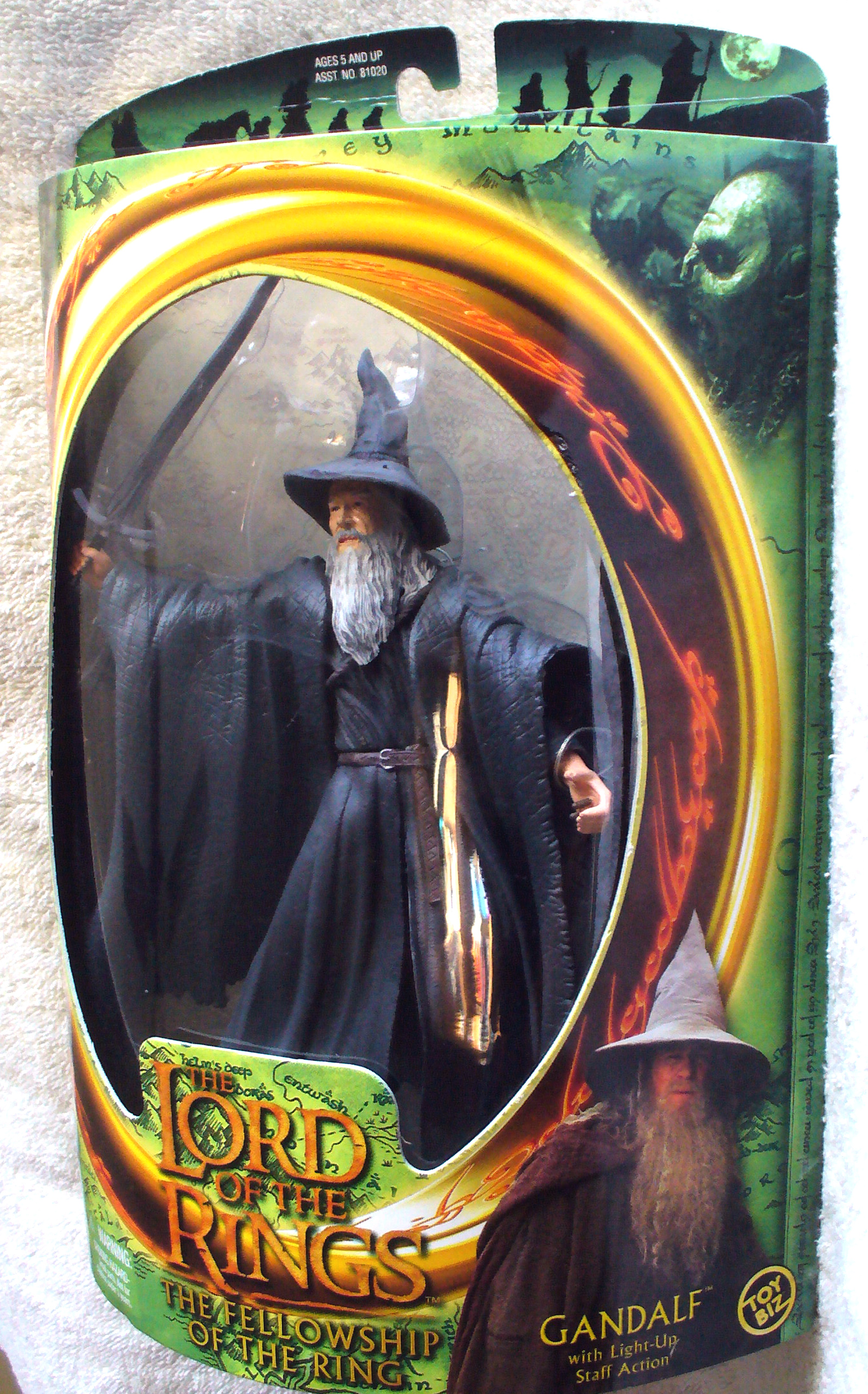 The Lord of The Rings Fellowship of the Ring Gandalf with Light Up Staff Action
