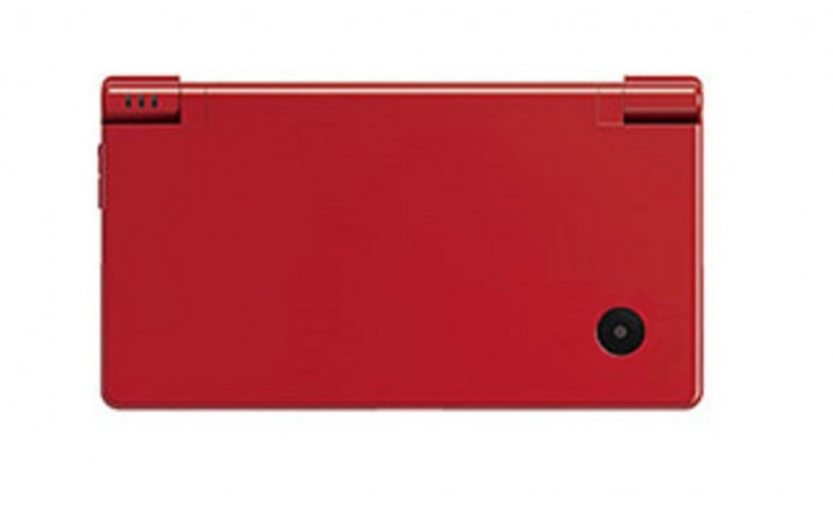 Nintendo DSi (piros)